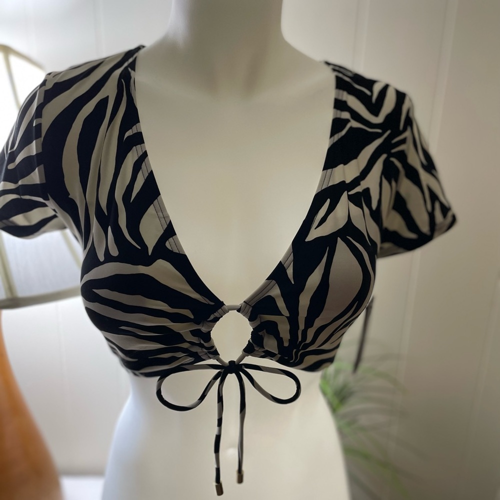 Vince Camuto Black and White Zebra Print Top (New with tag)
